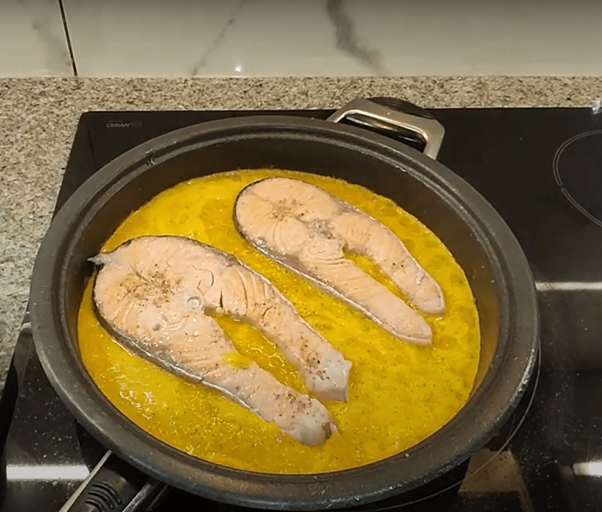 Salmón con salsa de pomelo y&nbsp;zanahoria